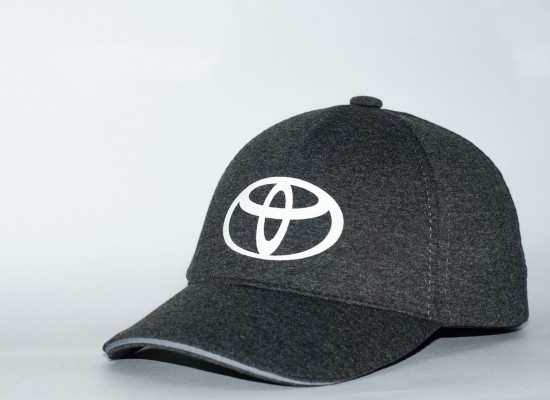 Бейсболка мужская Toyota Бейсболка мужская Toyota